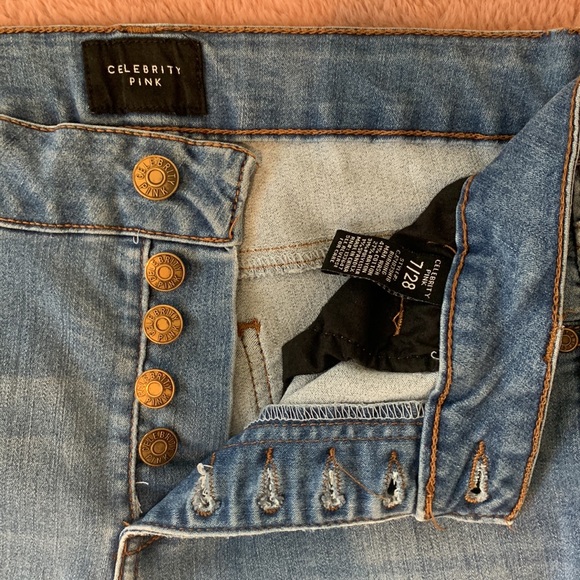 Stretchy Flare Leggings - Picture 2 of 5